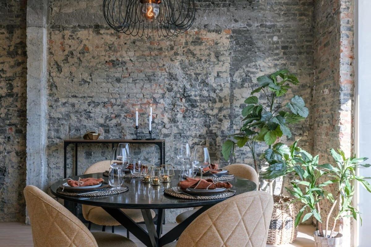 Huswell - Industrial Apartment With Terrace In Антверпен Екстериор снимка
